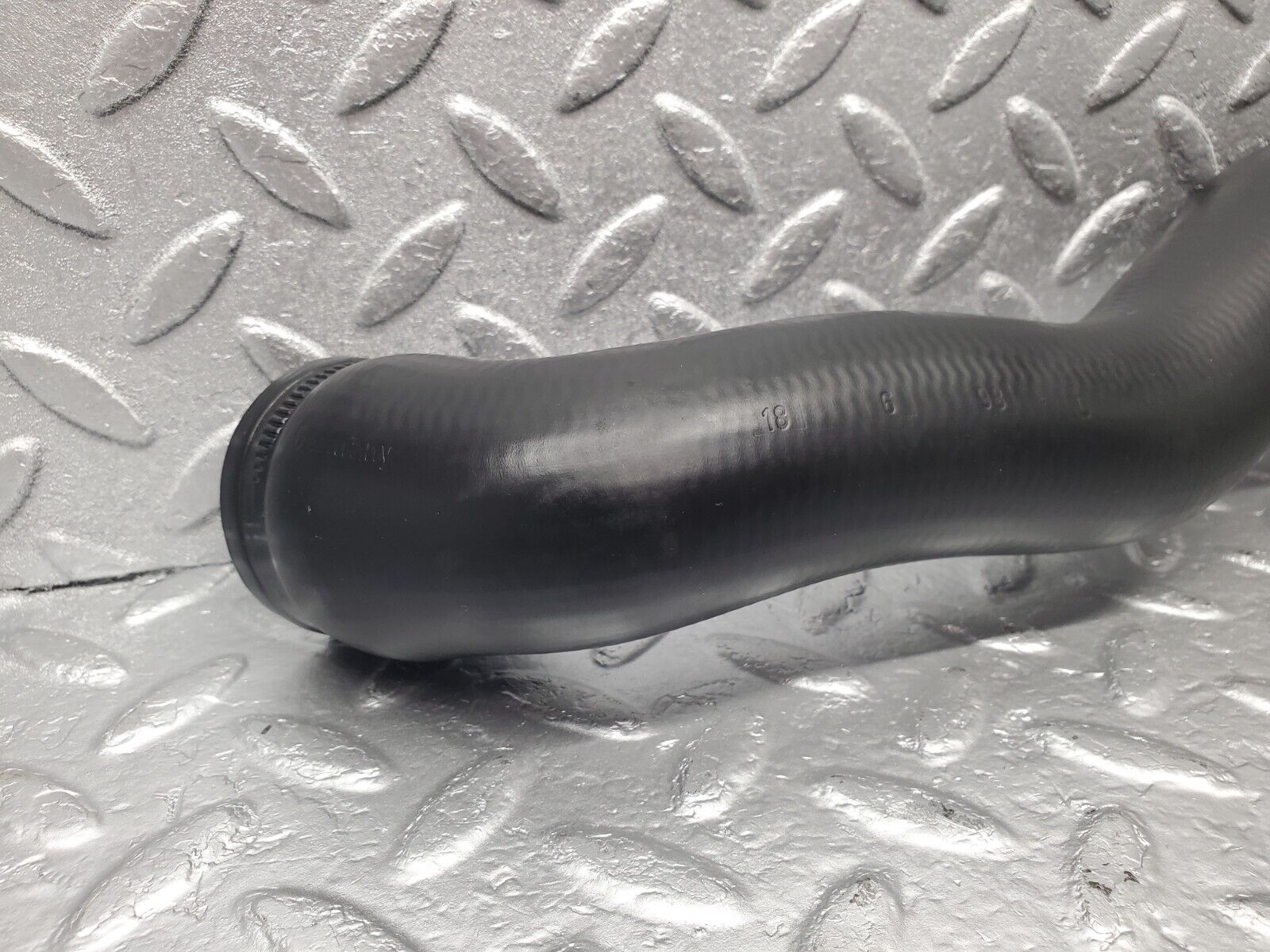 46906 Mercedes-Benz R129 320SL Coupe Radiator Hose Pipe 1295012882