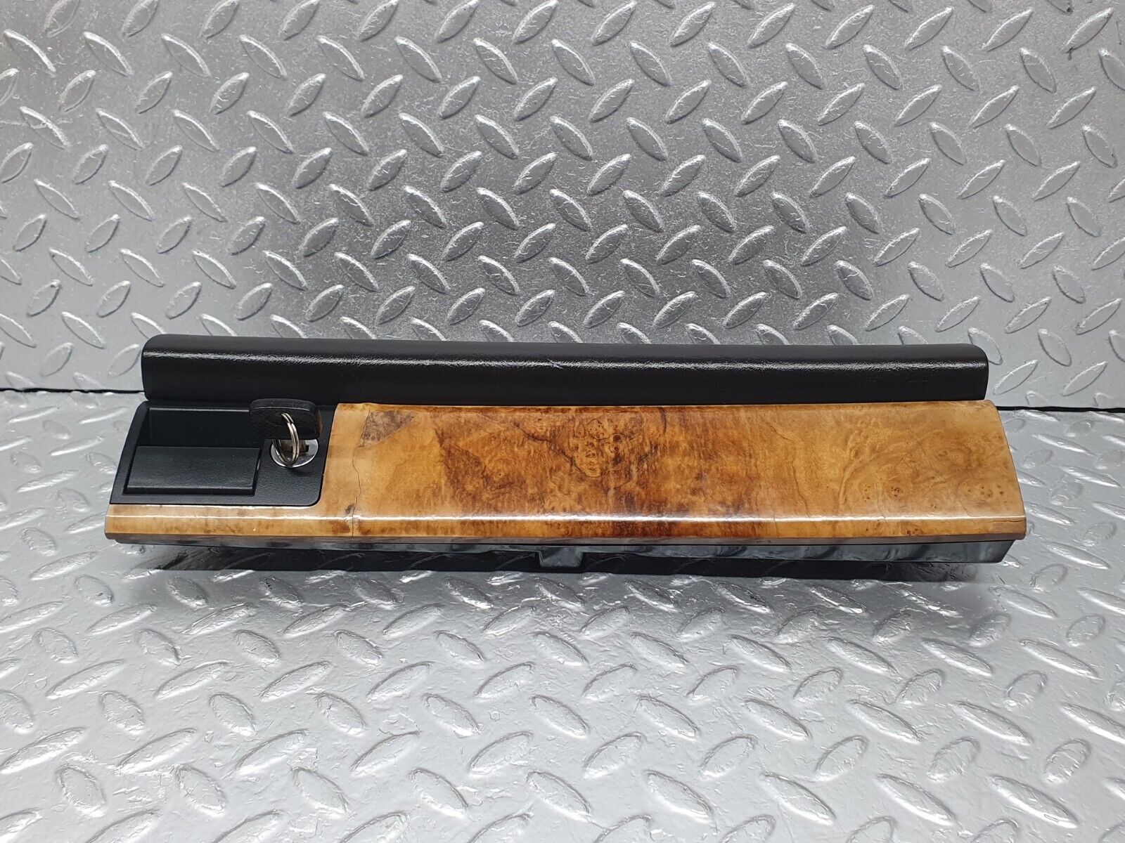 43708 Mercedes-Benz C126 380SEC Coupe Glove Box Door With Key