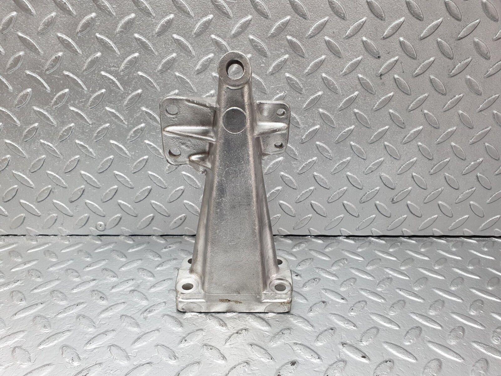 43441 Mercedes-Benz W108 280SE Engine Mount Bracket Left Side 1272230204
