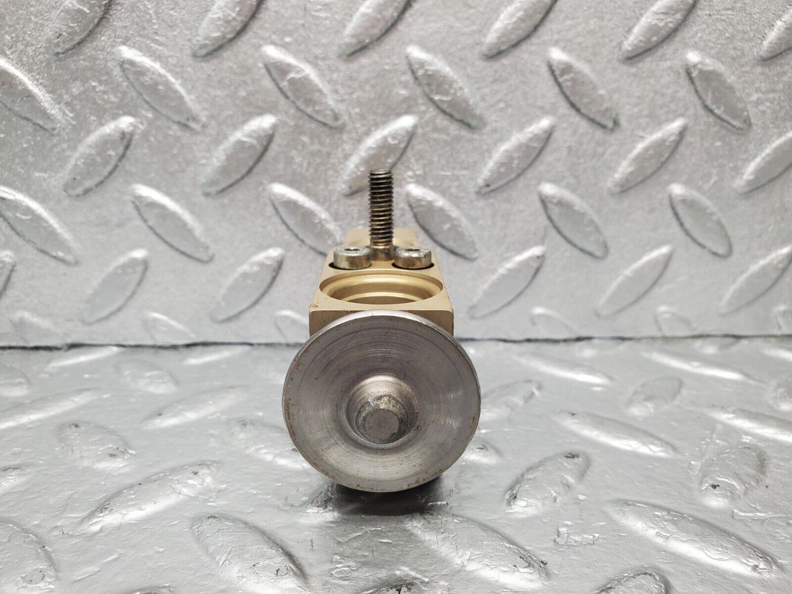 47009 Mercedes-Benz R129 320SL Coupe Air Conditioning Expansion Valve 2028300184