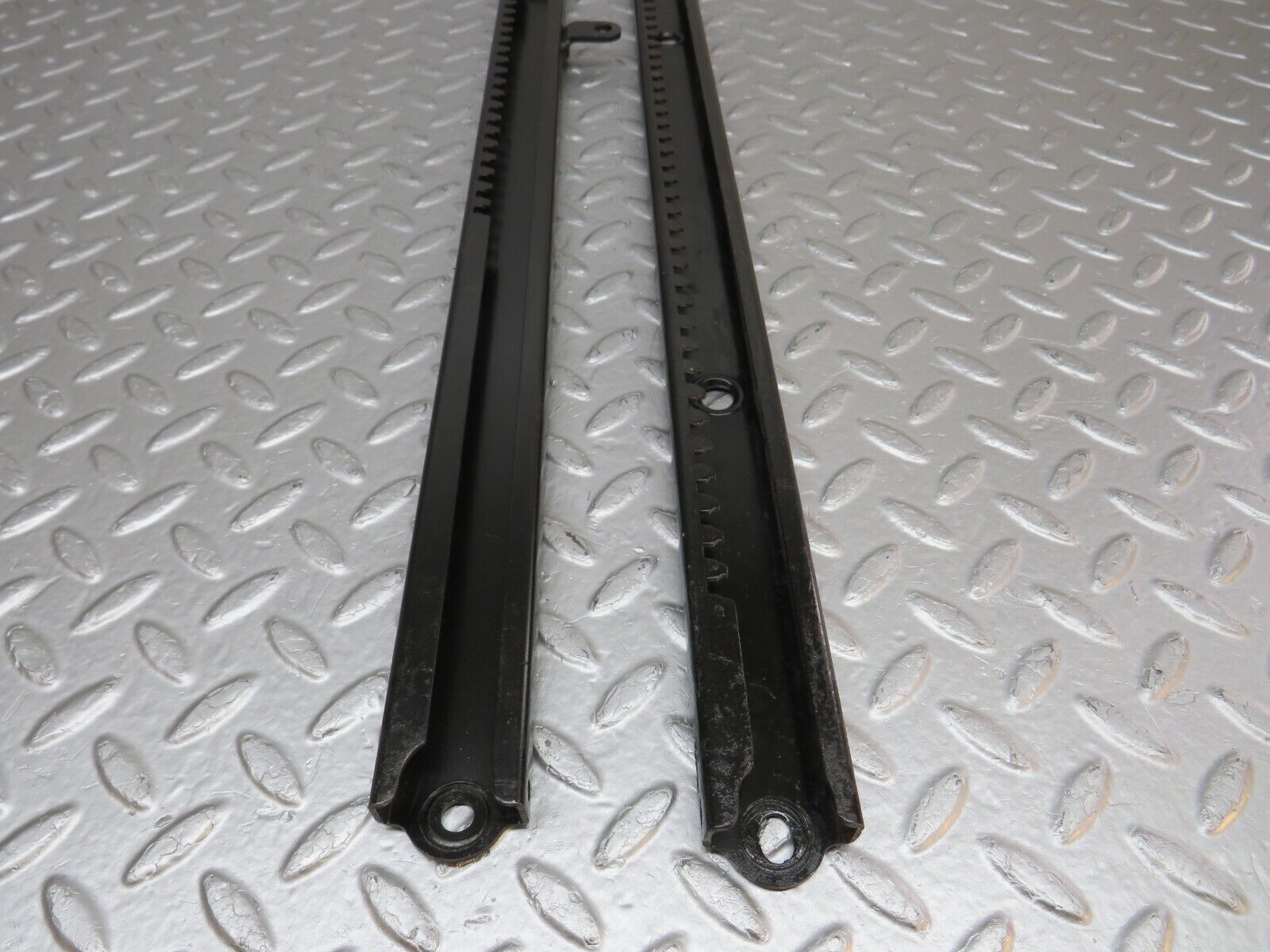 40183 Mercedes-Benz R107 350SL Front Right Seat Rail Pair