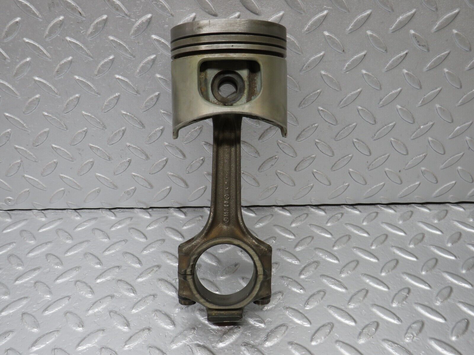 39304 Mercedes-Benz R107 500SL Piston With Connecting Rod 96,515mm