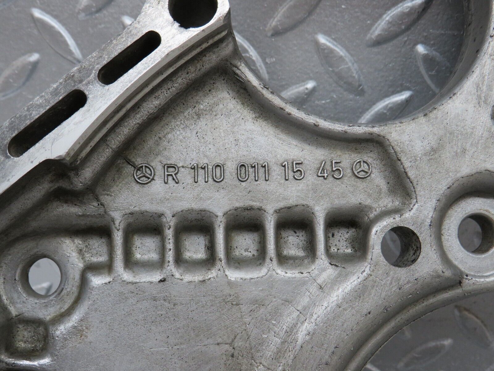 35505 Mercedes-Benz R107 280SL Gearbox Flange 1100111545