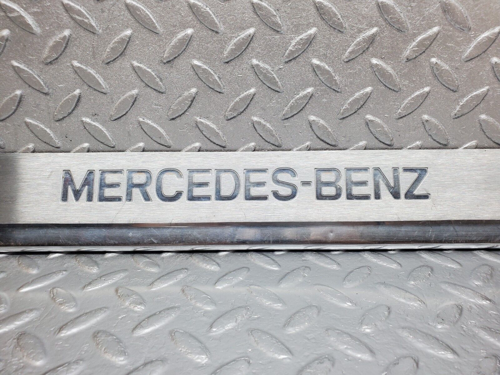 45319 Mercedes-Benz R129 300SL Coupe Left Door Sill Chrome Trim