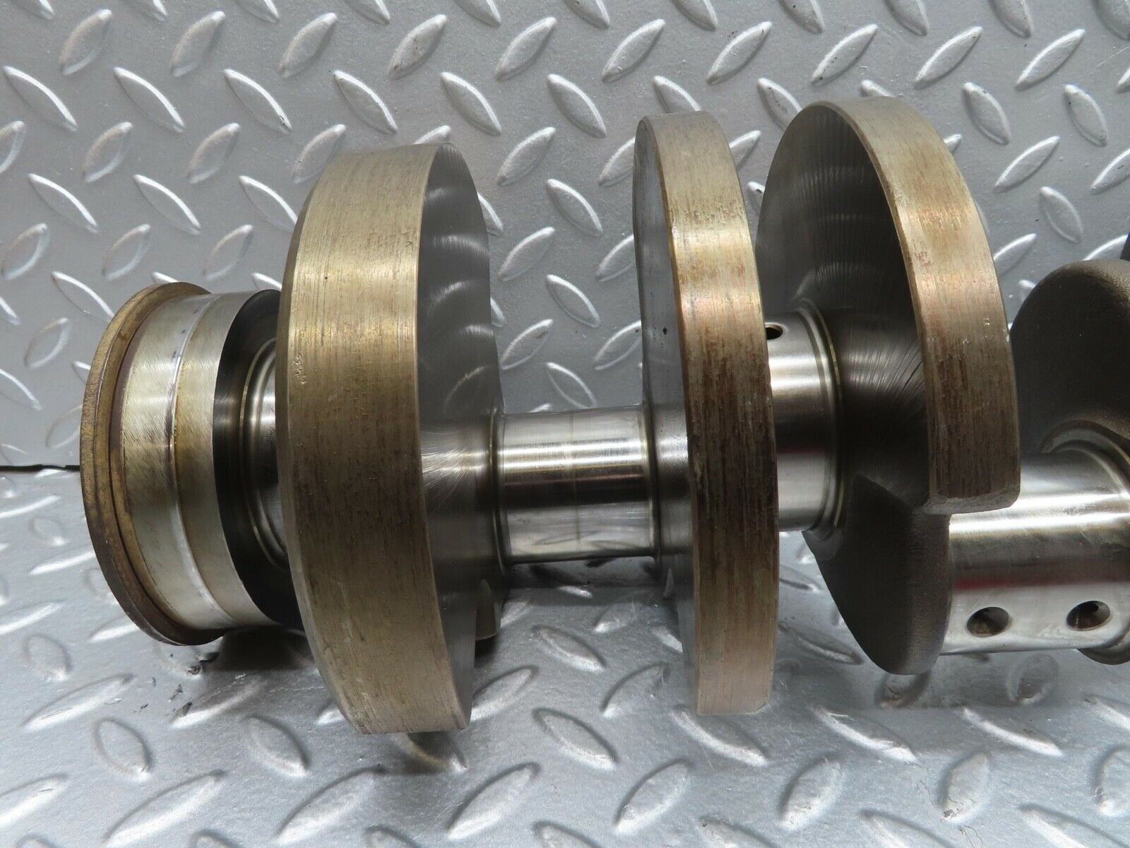 13761 Mercedes-Benz R107 450SL Crankshaft 1170310801