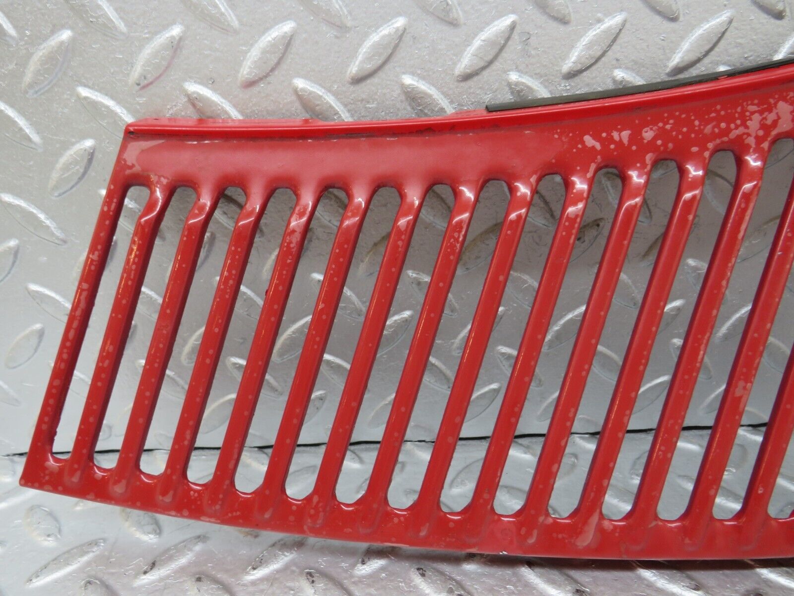 35371 Mercedes-Benz R107 280SL Air Vent Grill Left Side