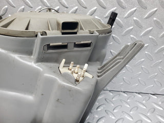 45826 Mercedes-Benz W126 420SE Headlight Right Bosch 0301065706 1268209361