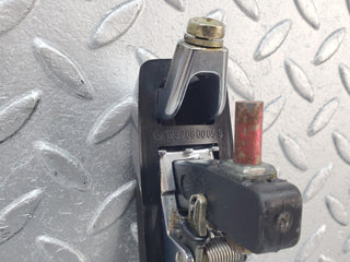 44393 Mercedes-Benz W123 280E Rear Right Exterior Door Handle 1237600359 1237660005