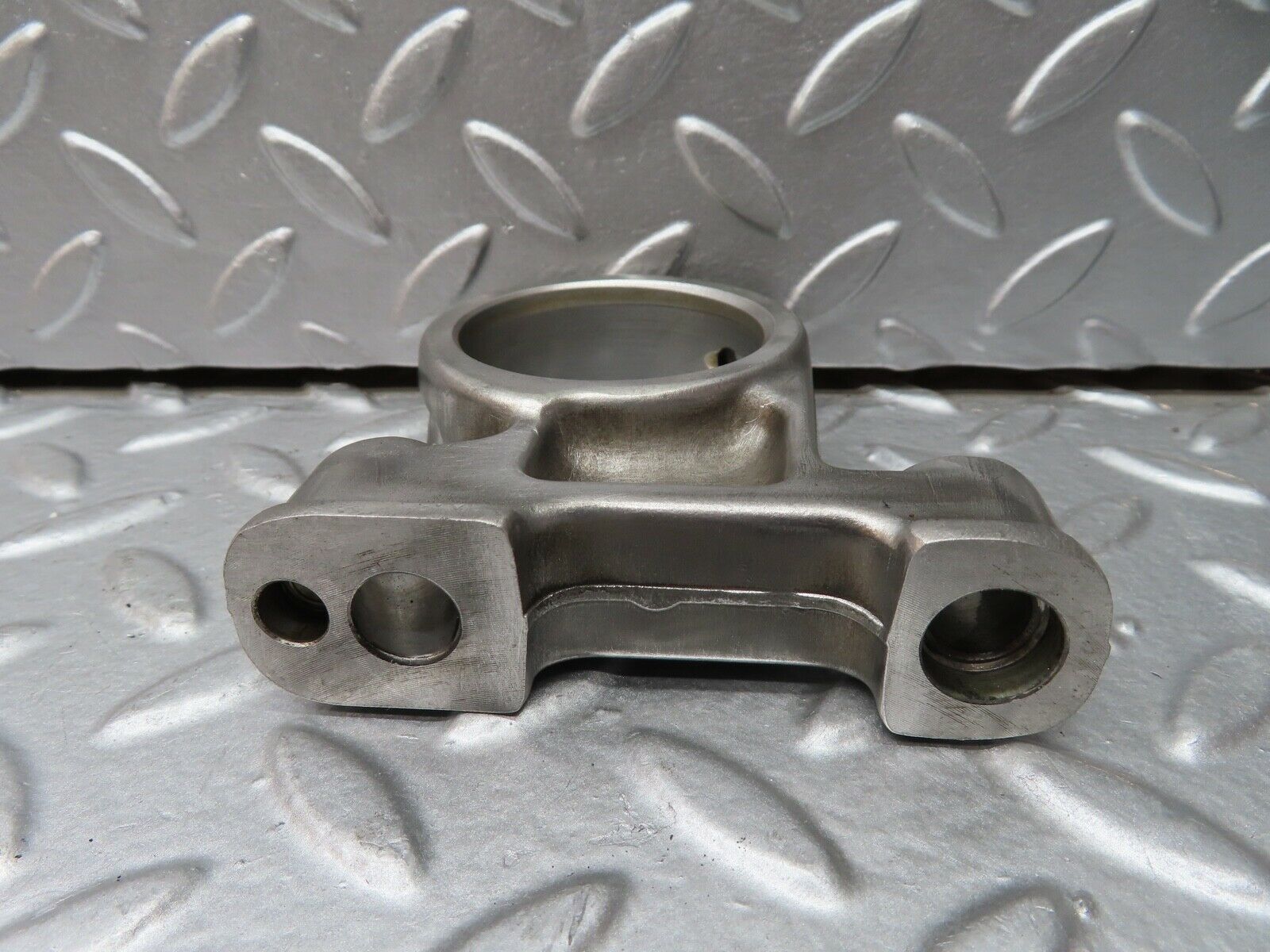 20676 Mercedes-Benz R107 450SL Camshaft Tower Bearing 1160512712