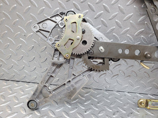 44412 Mercedes-Benz W123 280E Front Left Power Window Regulator 1237202746 1267250311