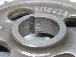 32764 Mercedes-Benz C107 R107 350 V8 Camshaft Timing Gear 1160520601