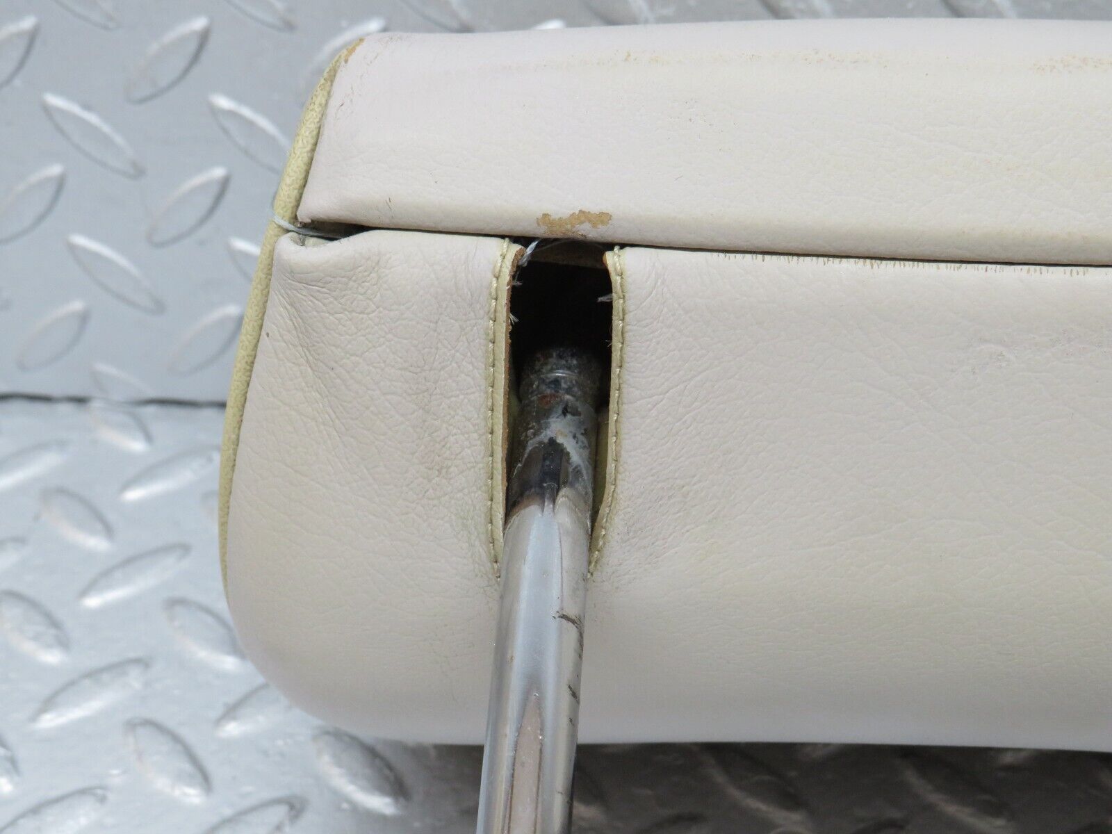 35629 Mercedes-Benz R107 280SL Front Seat Headrest