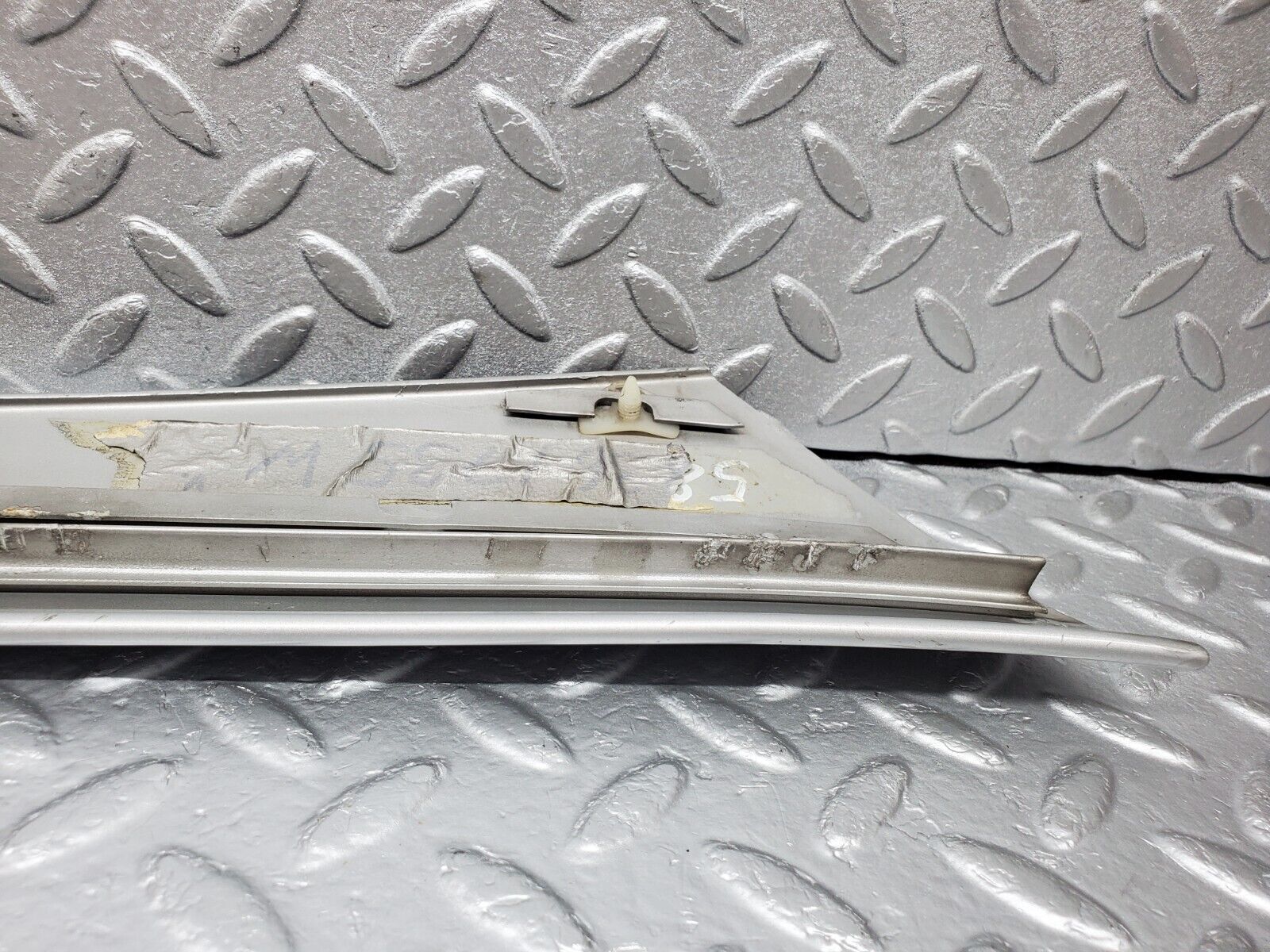 45098 Mercedes-Benz R129 300SL Coupe A Pillar Exterior Trim Cover Right Side