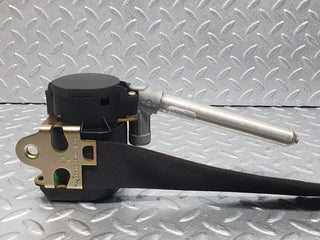 41986 Mercedes-Benz W202 C200 Front Right Seat Belt With Buckles 2018680222 1248600088 2088600369