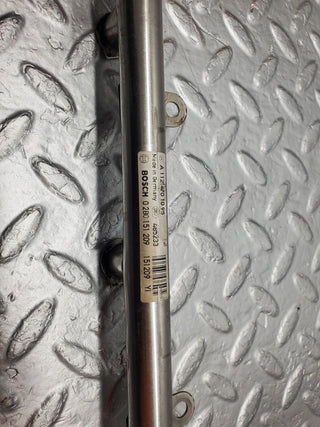 R230 fuel injector rail used OEM