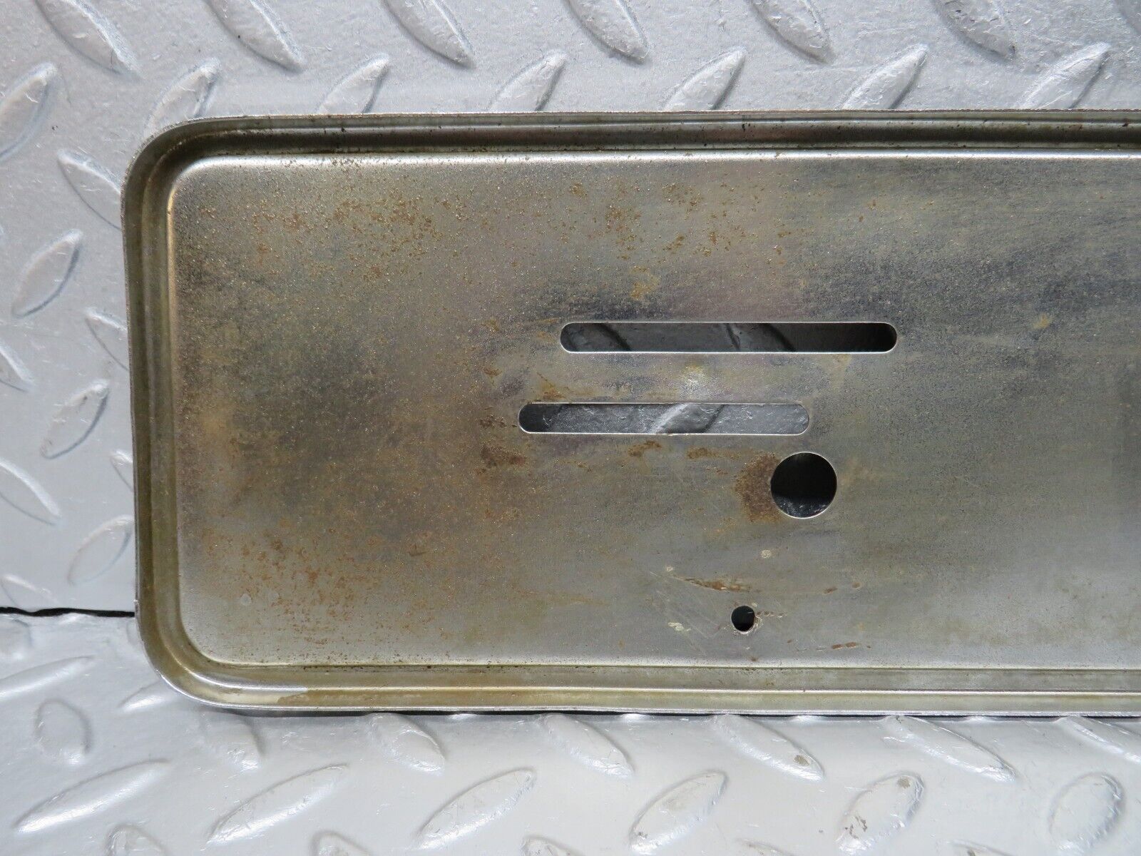 39868 Mercedes-Benz R107 350SL number Plate Holder Chrome