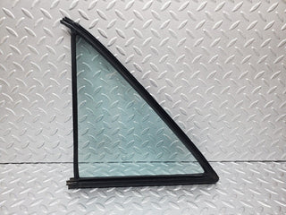 45804 Mercedes-Benz W126 420SE Rear Right Quarter Window Glass 1267350224