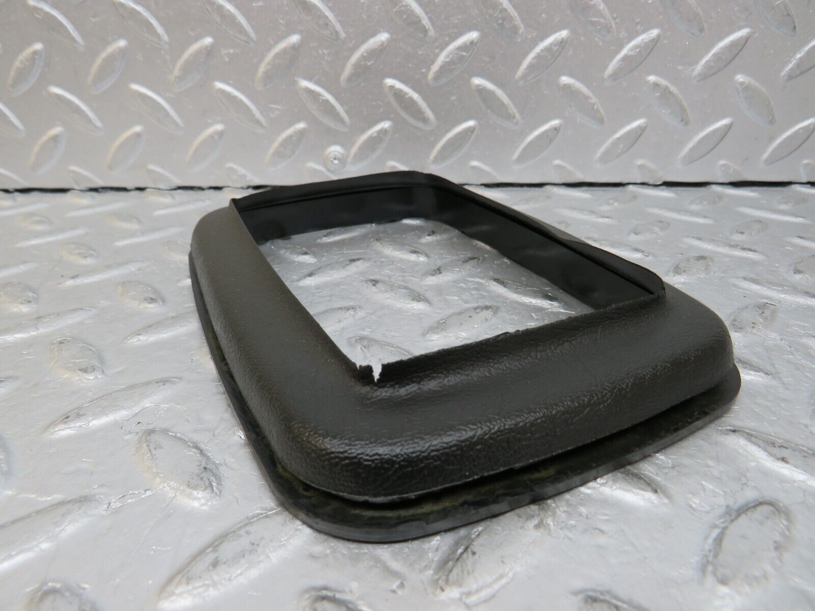 35400 Mercedes-Benz R107 280SL Gear Selector Surround Rubber 1232670197