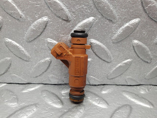 R230 fuel injector used OEM