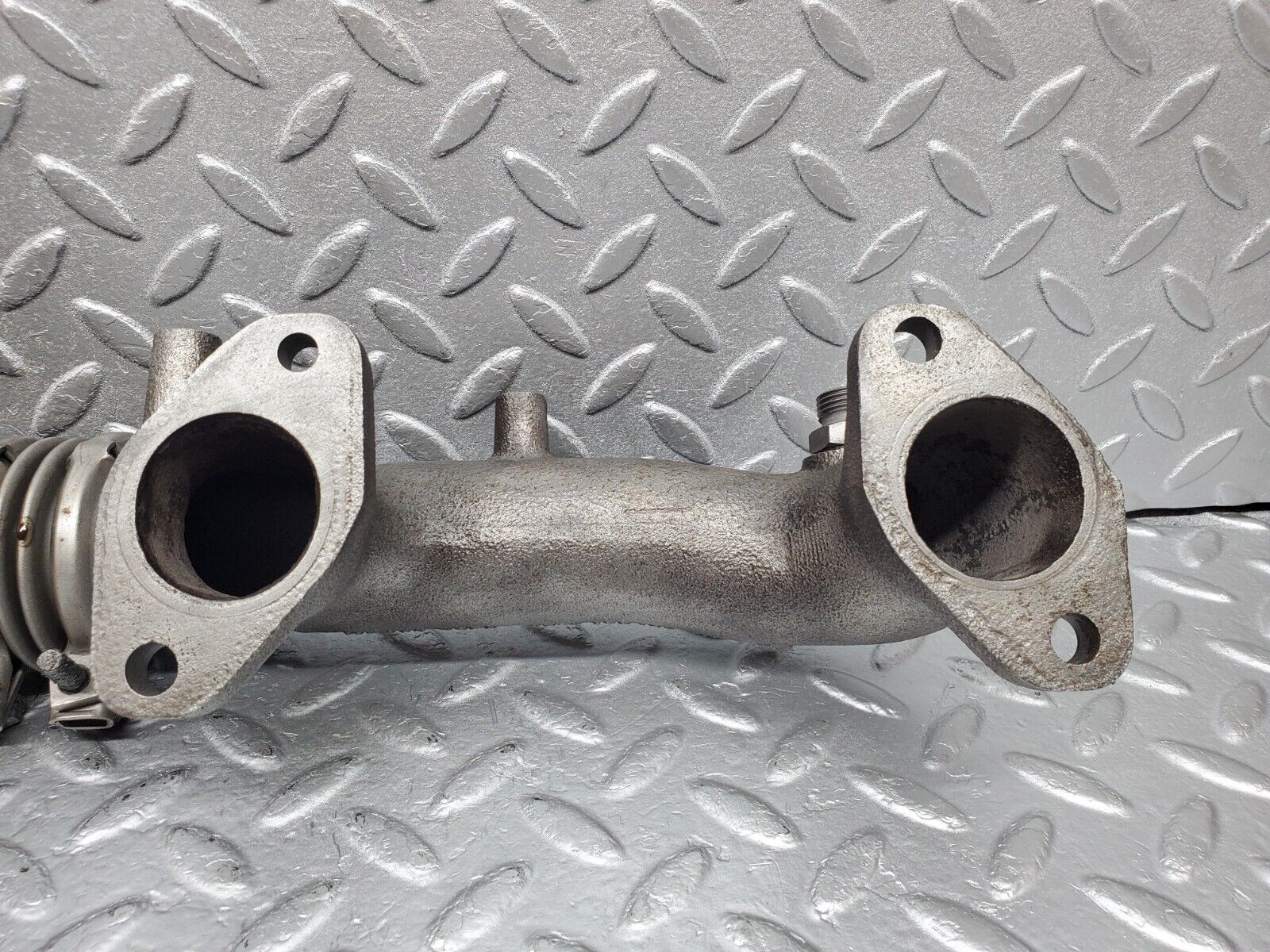 45919 Mercedes-Benz W126 420SE Exhaust Manifold Left 1161422302