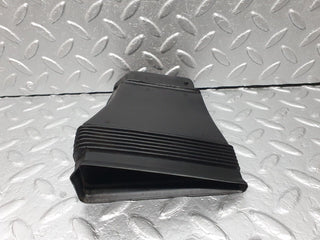 41825 Mercedes-Benz W202 C200 Air Duct Pipe 2028300425