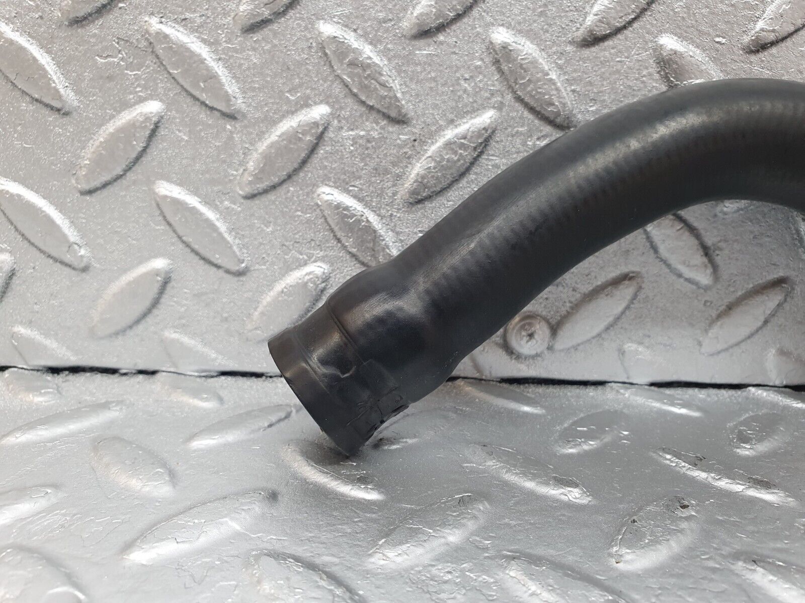 43956 Mercedes-Benz C123 230CE Coupe Radiator Hose 1238327594