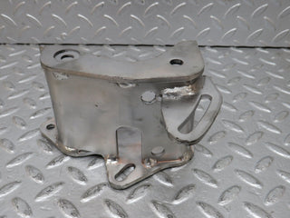32850 Mercedes-Benz C107 R107 350 V8 Power Steering Pump Bracket