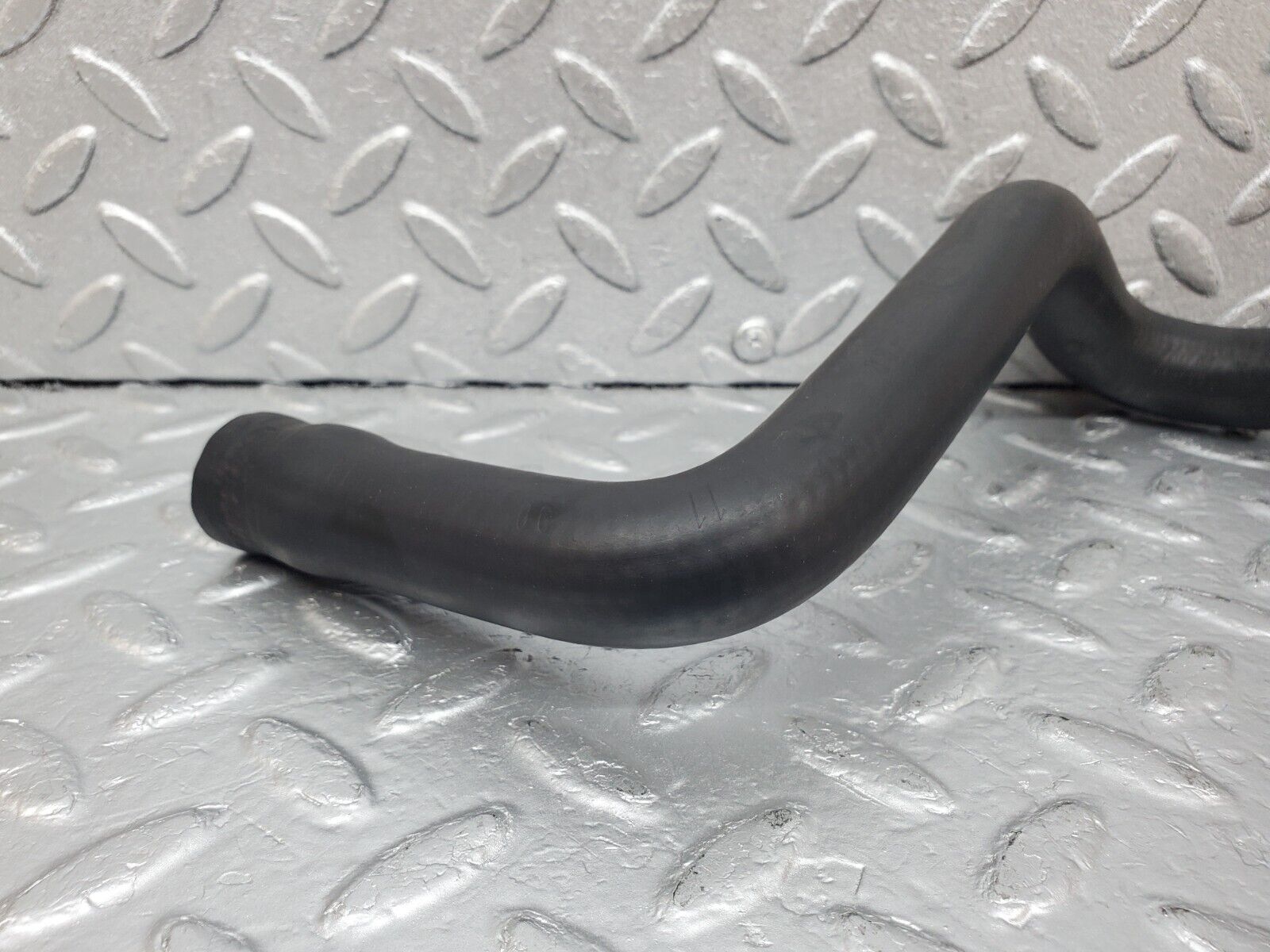45133 Mercedes-Benz R129 300SL Coupe Radiator Coolant Hose Pipe 1295011082
