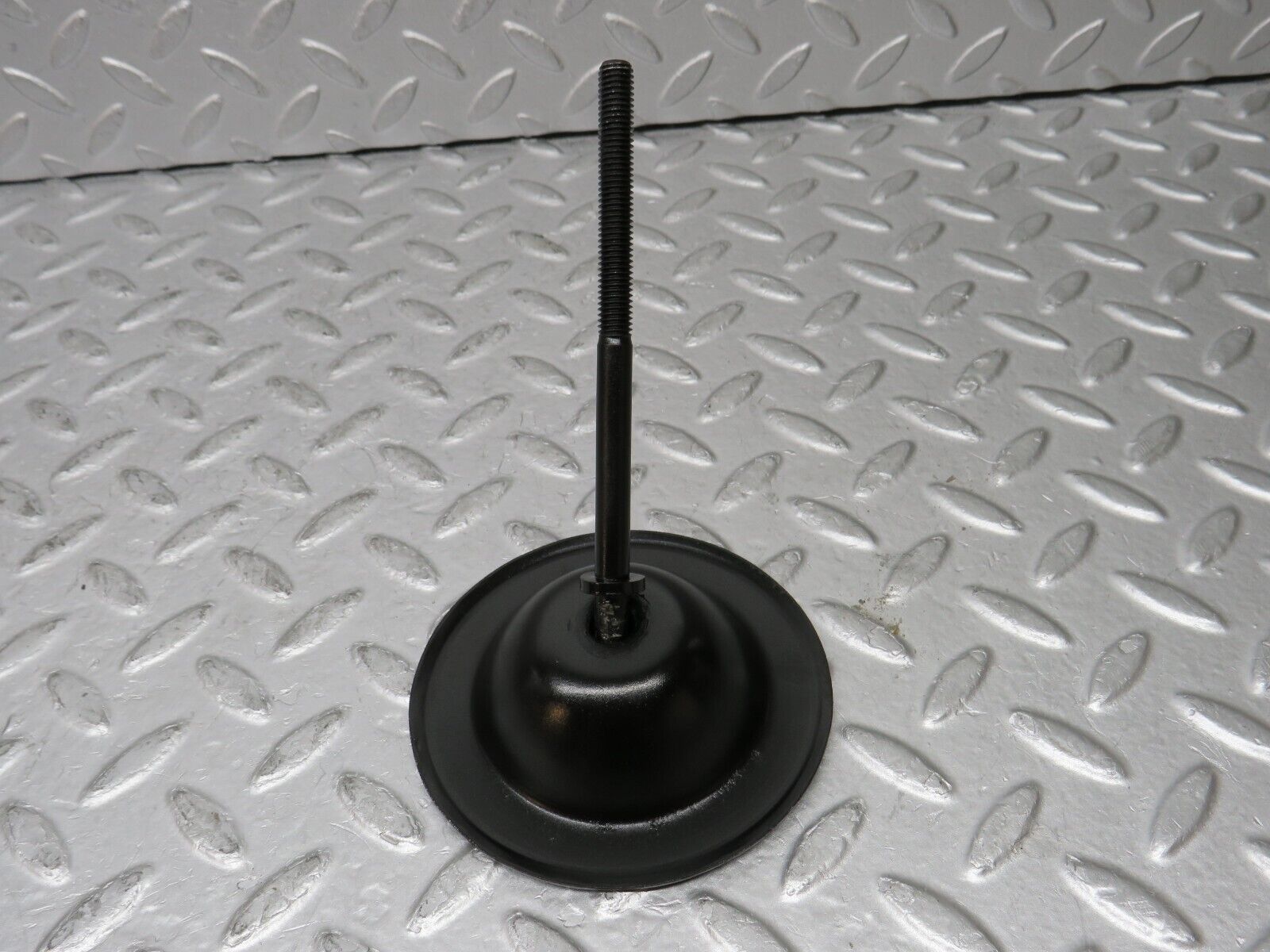 35346 Mercedes-Benz R107 280SL Spare Wheel Holder