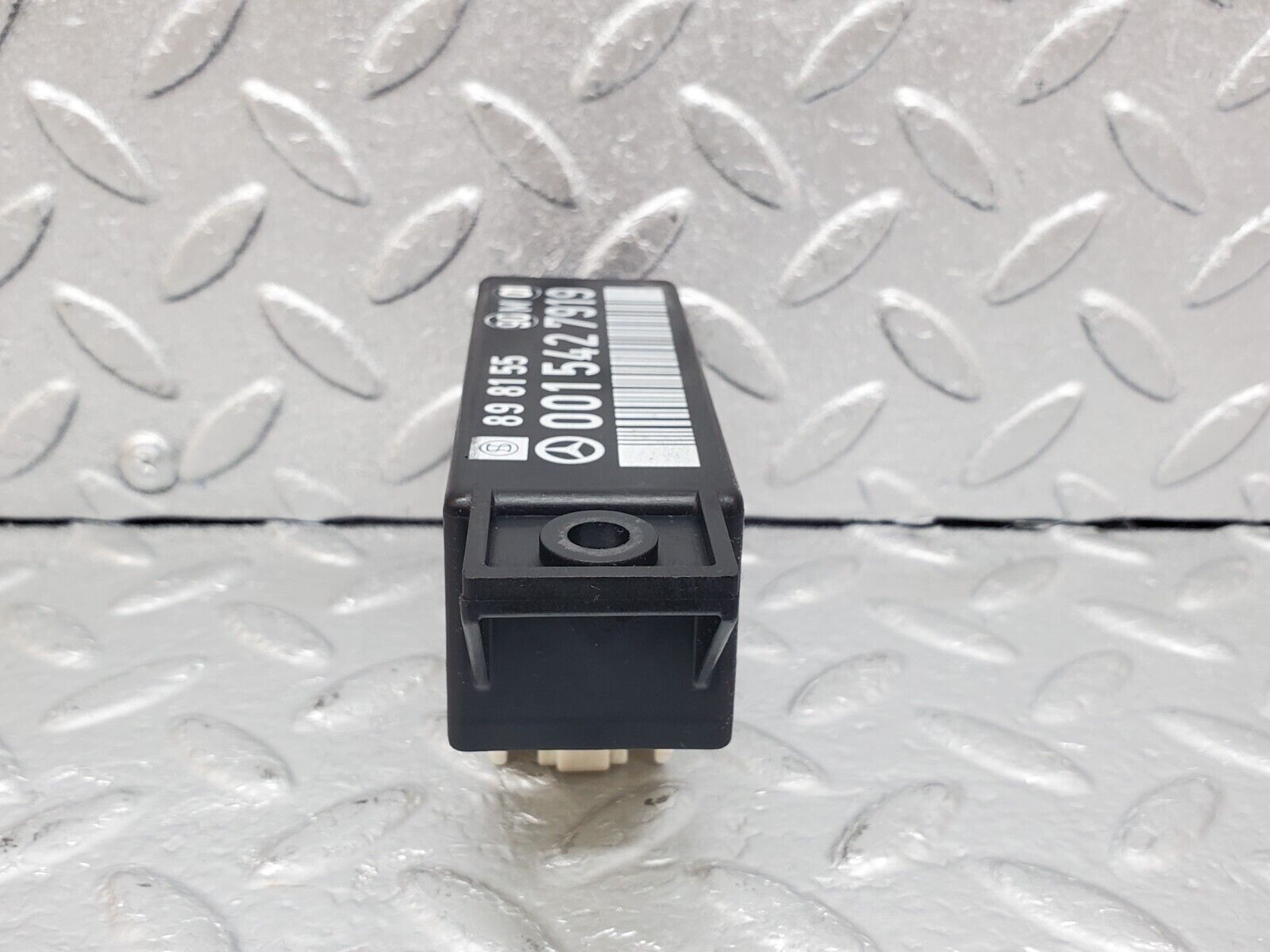 44897 Mercedes-Benz R129 300SL Coupe Windscreen Wiper Relay 0015427919