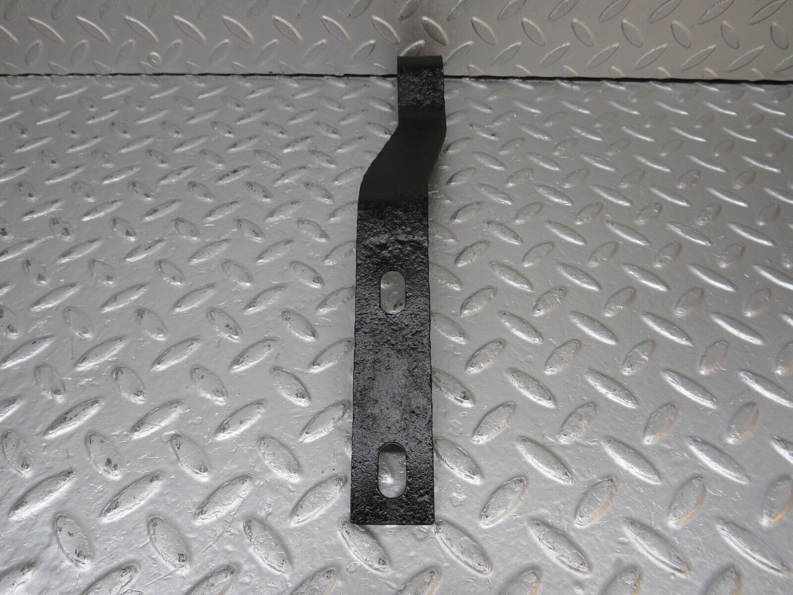 39928 Mercedes-Benz R107 350SL Front Bumper Bracket Right