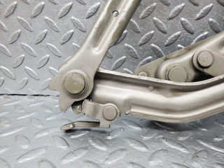 45796 Mercedes-Benz W126 420SE Bonnet Hinge Right Side