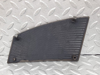 45957 Mercedes-Benz W126 420SE Dashboard Speaker Cover Right Side 1266806939