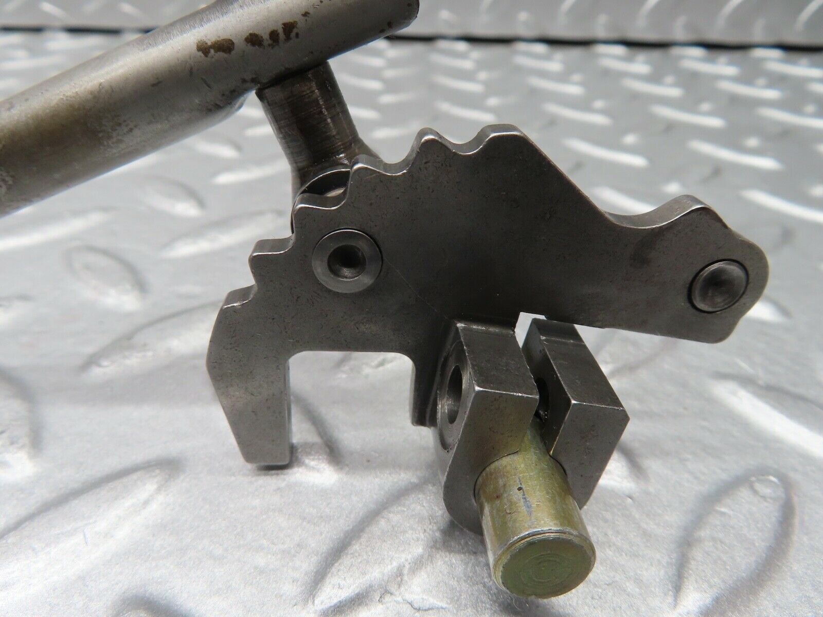 19783 Mercedes-Benz R107 450SL Automatic Gearbox Control Shaft