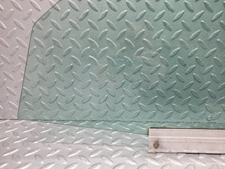 46247 Mercedes-Benz W124 280E Front Left Door Window Glass