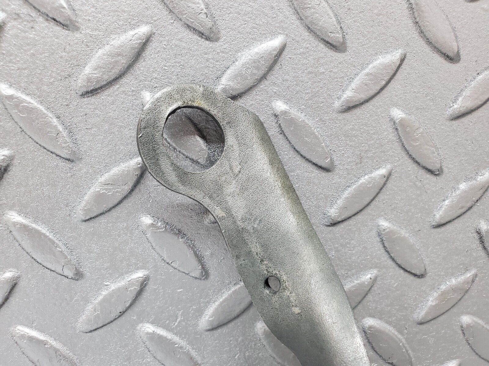 45290 Mercedes-Benz R129 300SL Coupe Engine Lifting Eyes Hooks