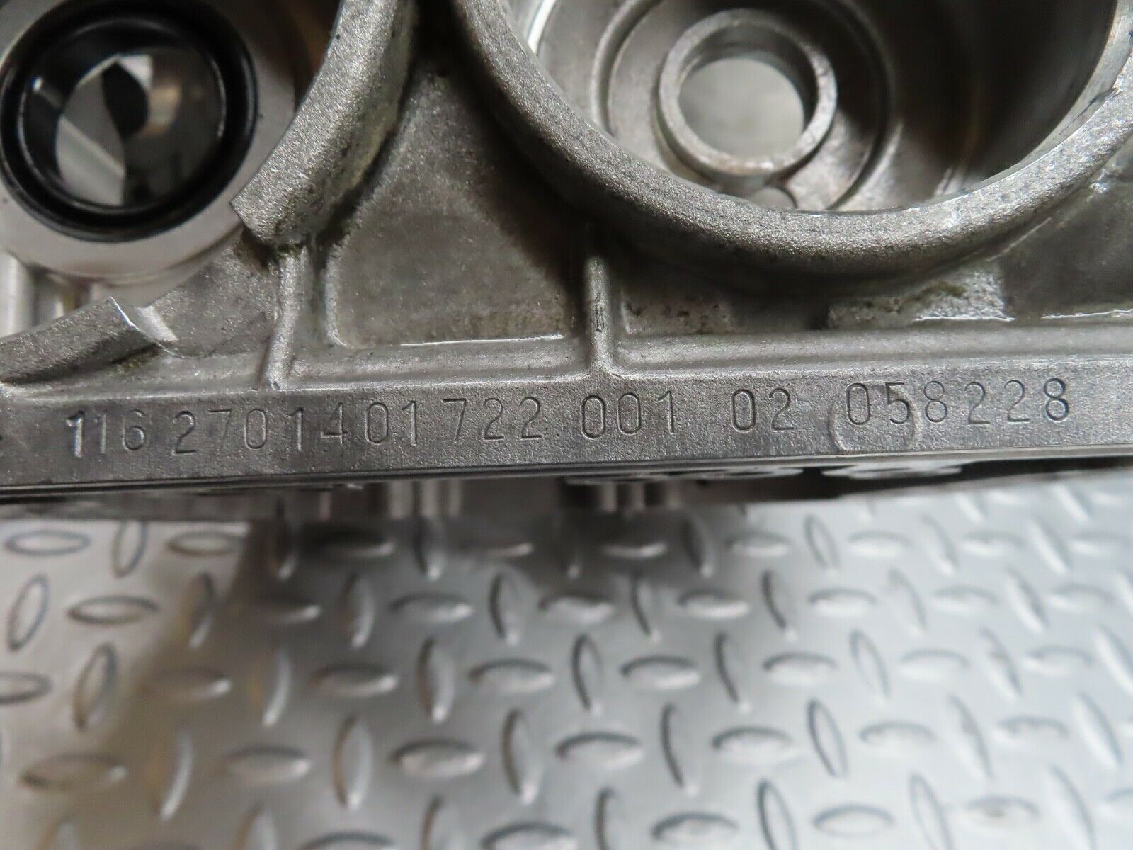 19787 Mercedes-Benz R107 450SL Automatic Gearbox Bell Housing