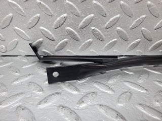 44510 Mercedes-Benz W123 280E Horn Bracket