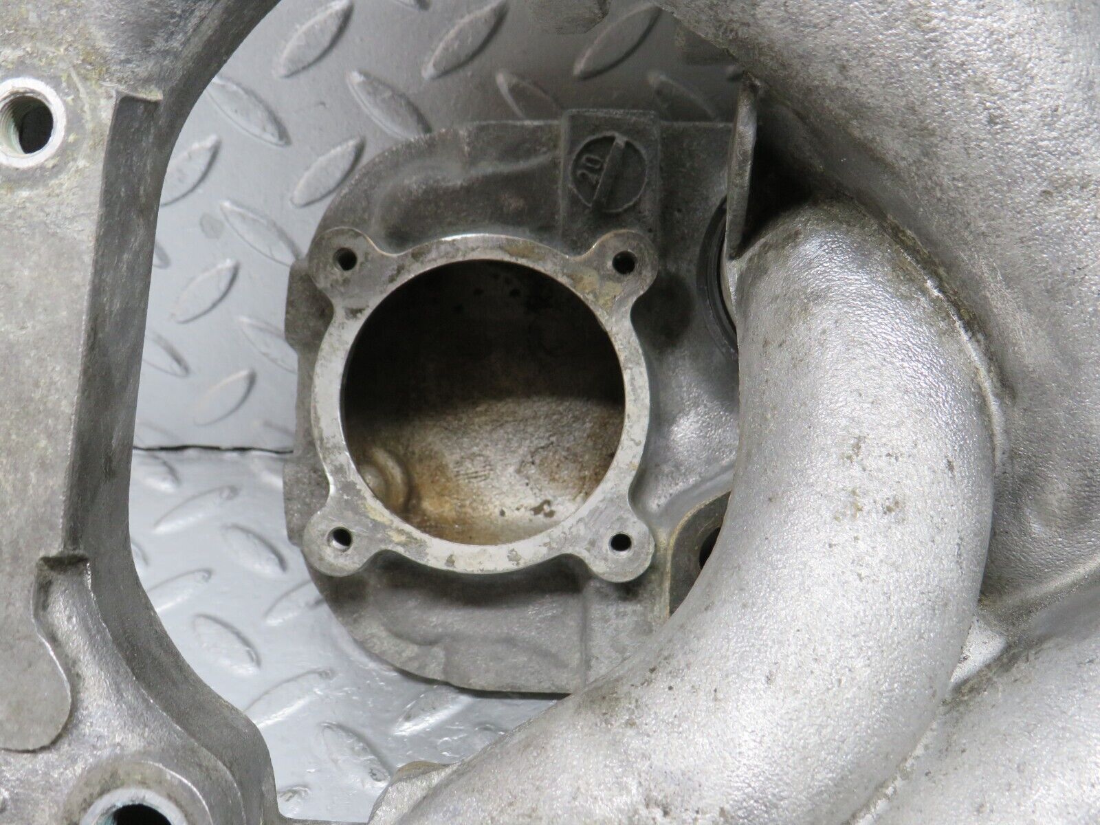 39292 Mercedes-Benz R107 500SL Air Intake Manifold 1171413401 1161415301