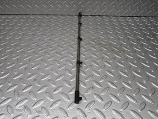 33082 Mercedes-Benz C107 R107 350 V8 Camshaft Oil Tube