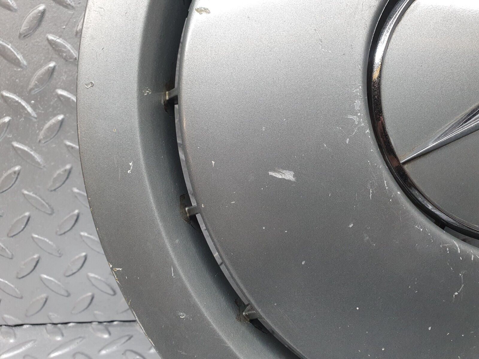 42880 Mercedes-Benz W201 190 2.0L Wheel Trim Hub Cap 14" 2014010324