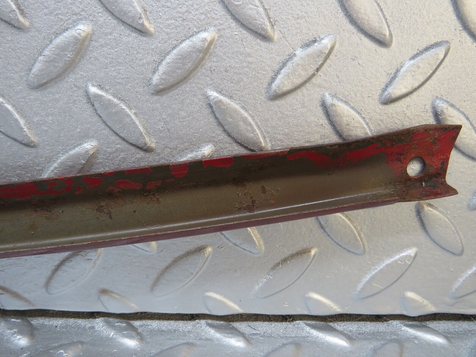 40181 Mercedes-Benz R107 350SL Front Bumper Trim