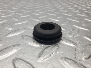 W123 Wagon rear wiper arm rubber seal used OEM
