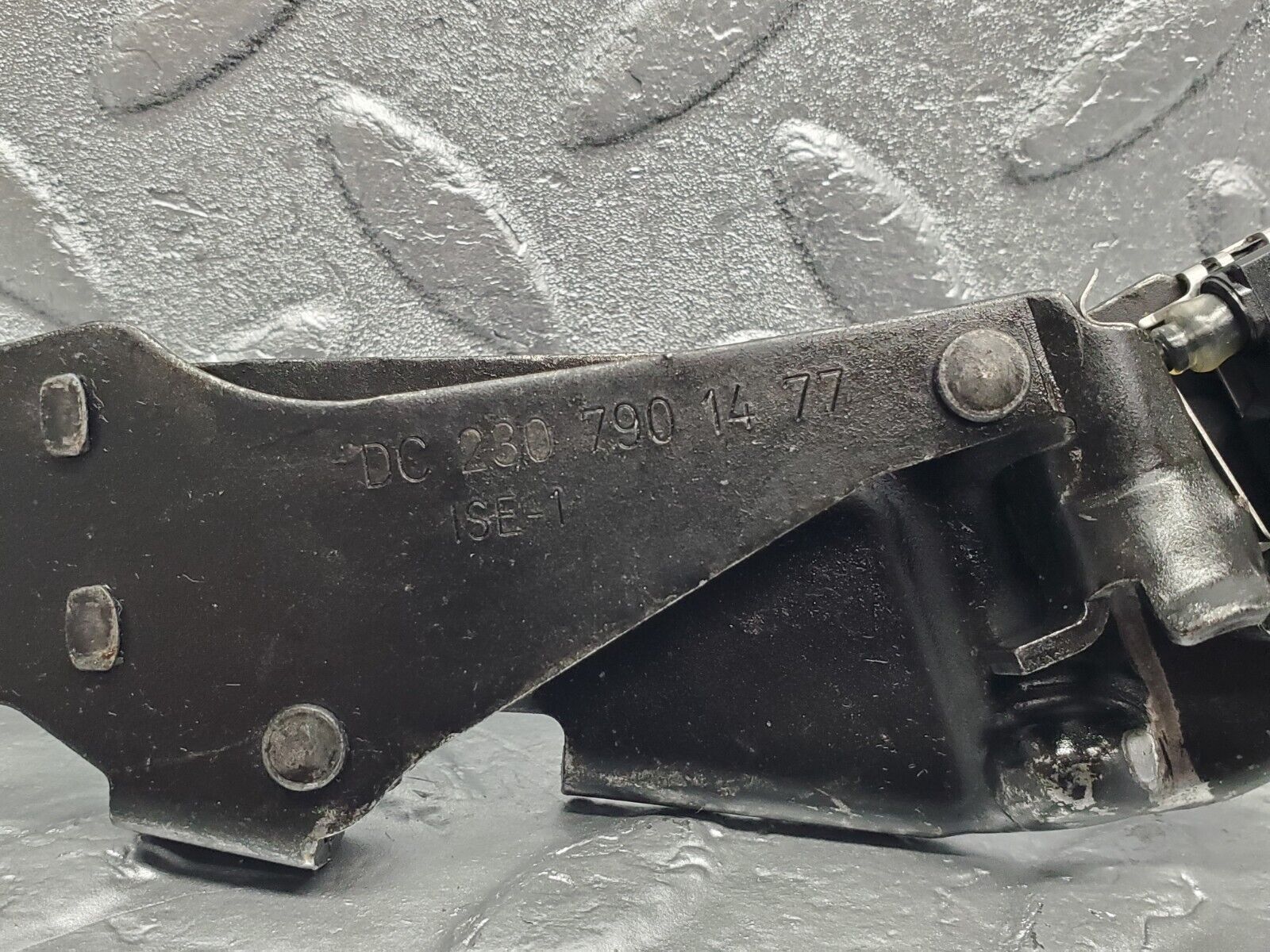 44265367