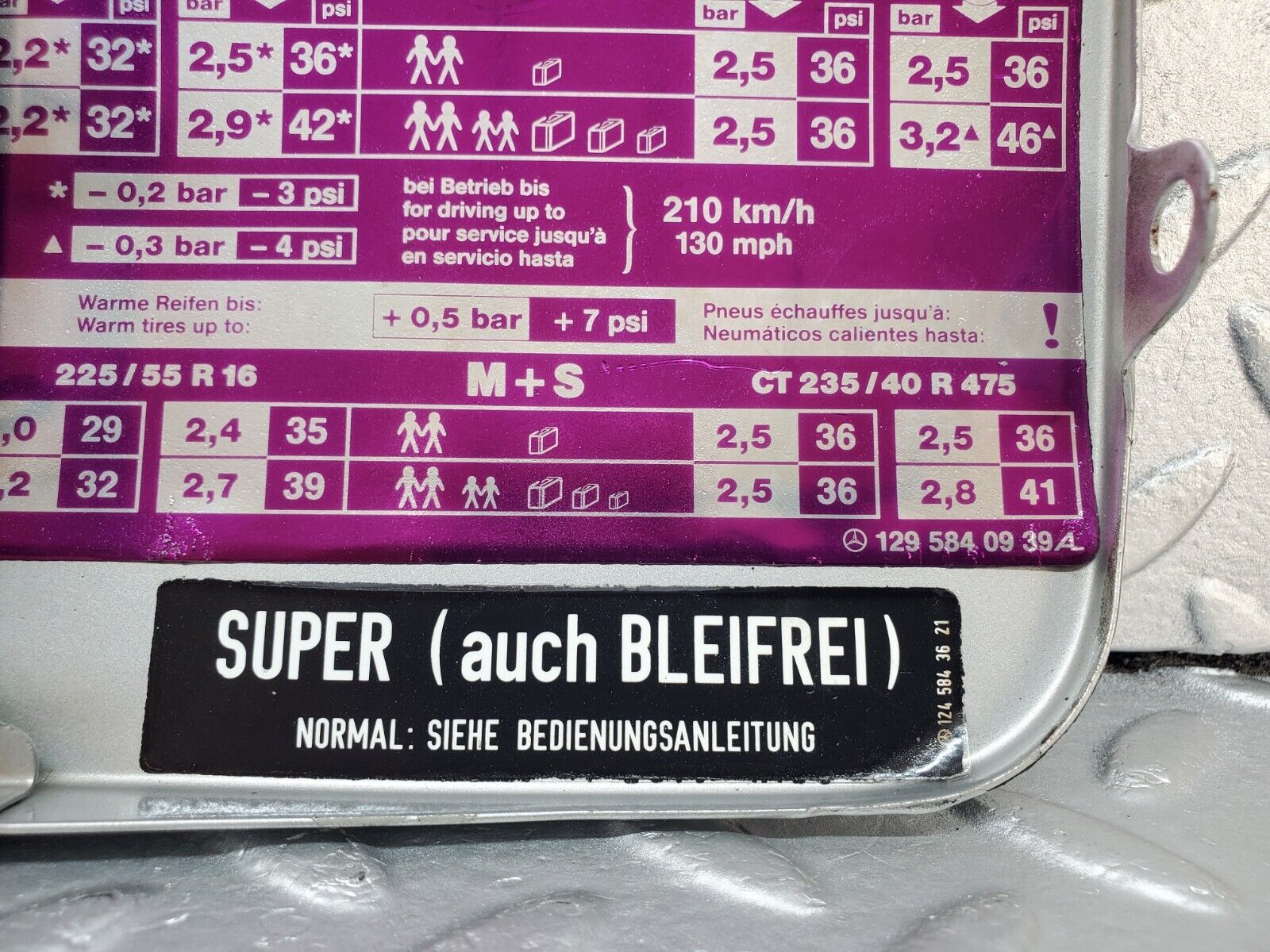 45032 Mercedes-Benz R129 300SL Coupe Fuel Tank Flap Cap 1295840939