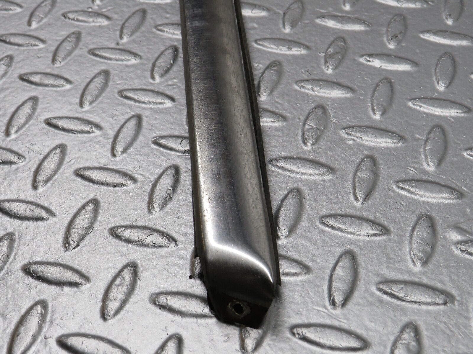 40199 Mercedes-Benz R107 Right Skirt Chrome Trim Strip