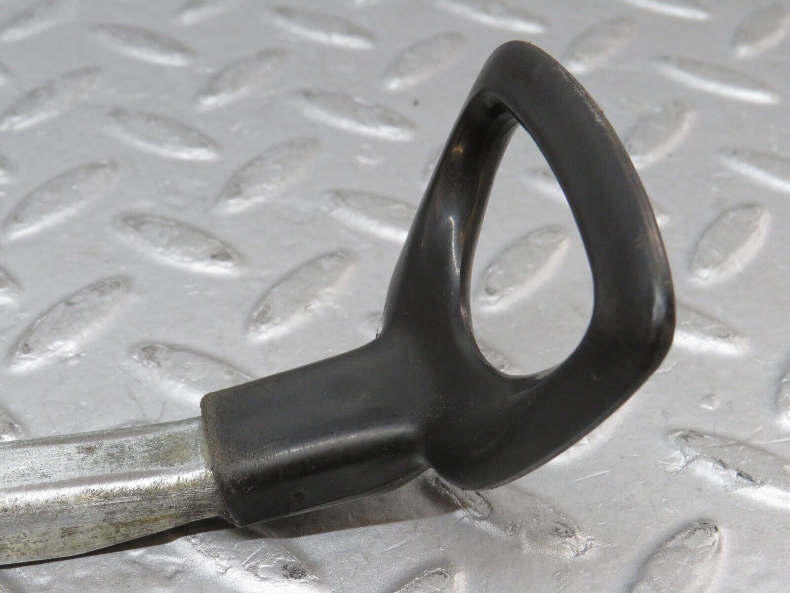 35590 Mercedes-Benz R107 280SL Front Left Seat Sliding Adjust Handle