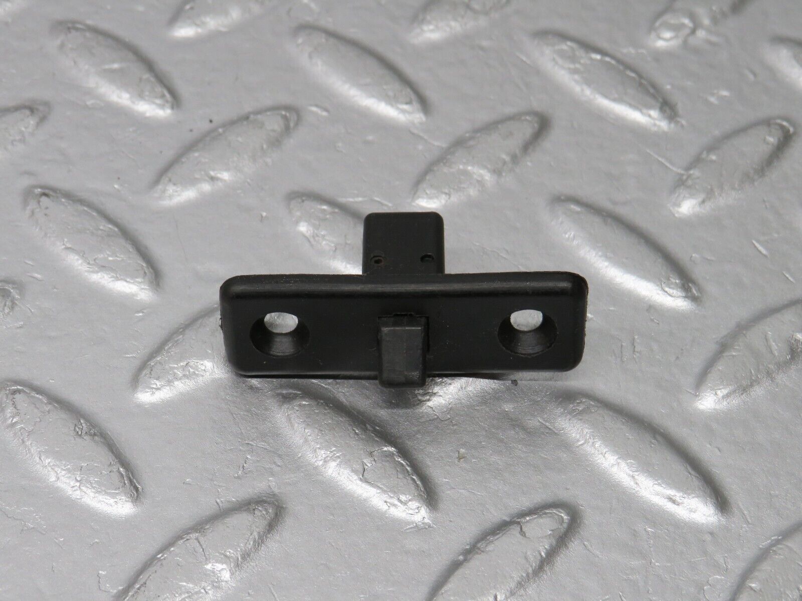 39289 Mercedes-Benz R107 500SL Glove Box Lock 1076890025