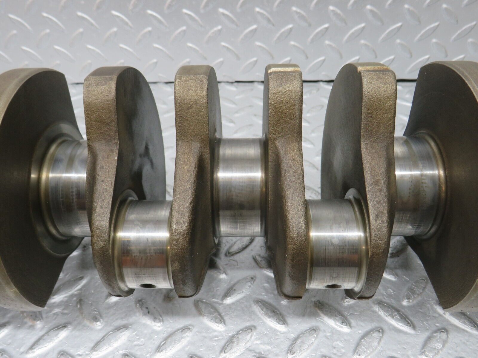 35580 Mercedes-Benz R107 280SL Crankshaft 1100310701