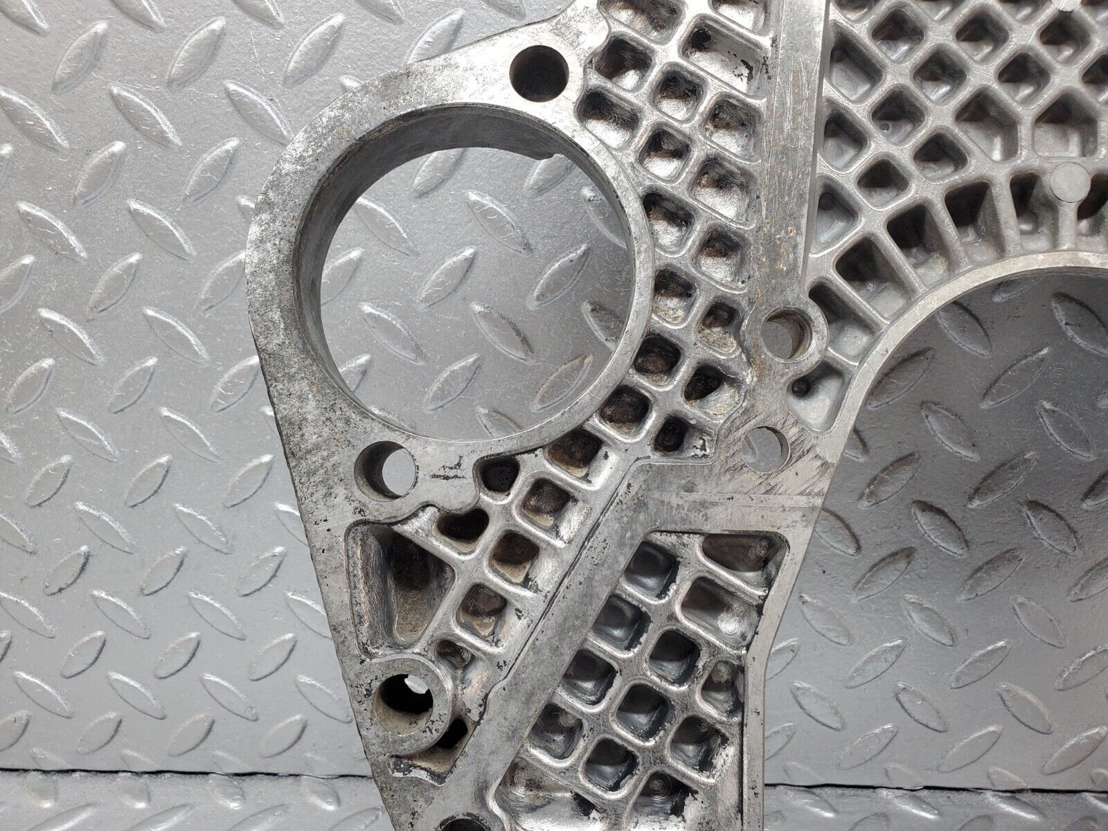 44518 Mercedes-Benz W123 280E Gearbox Flange 1100111545